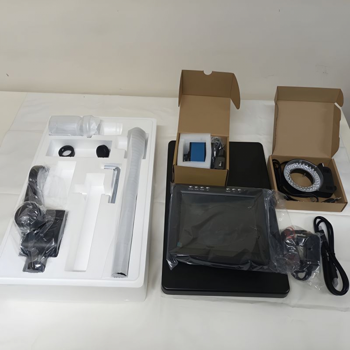 Mikroskop 10M Mini 8 Inc Ekranlı